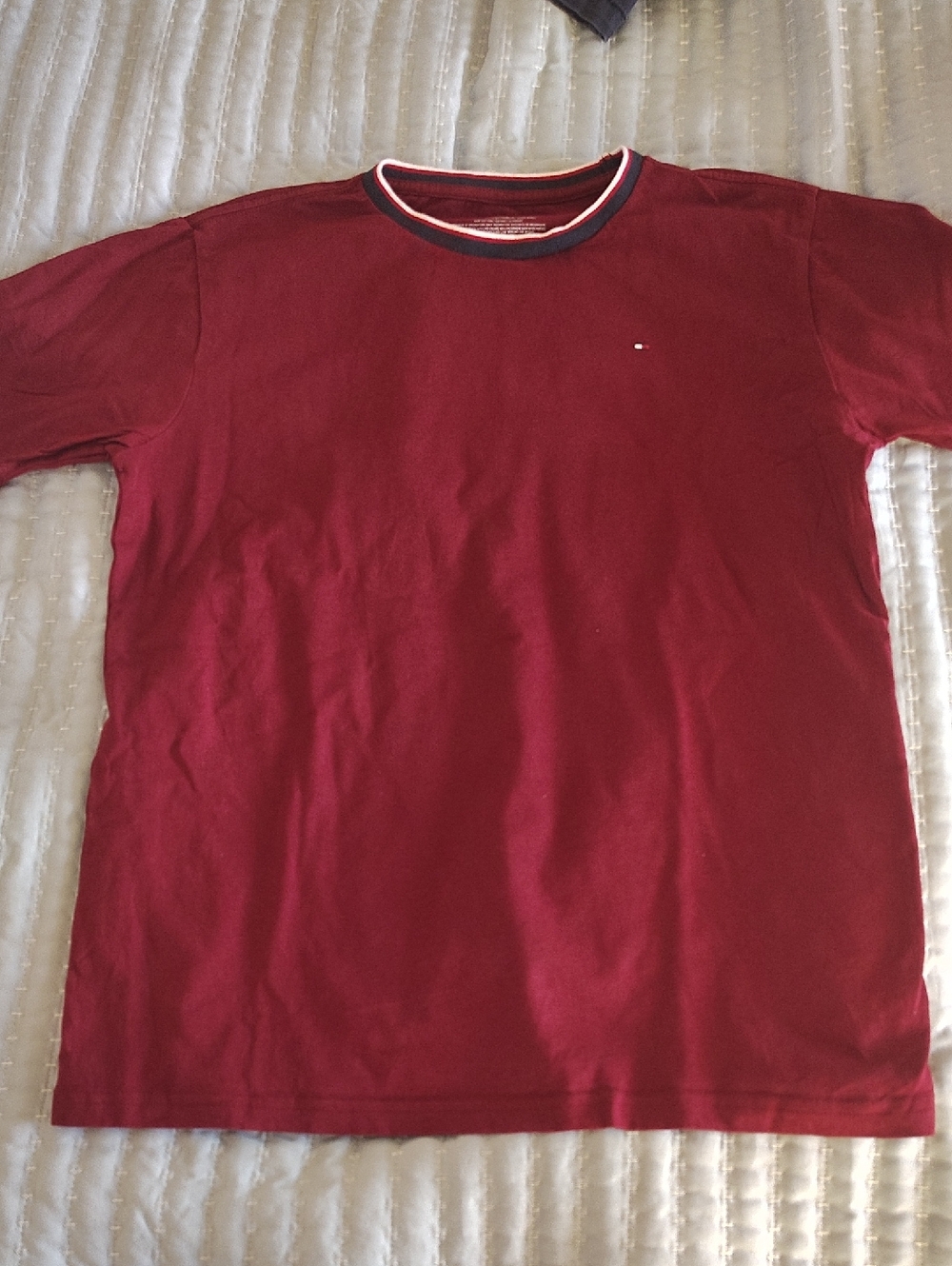 Tommy Hilfiger Men's Crew Neck Tee - Maroon with Trim